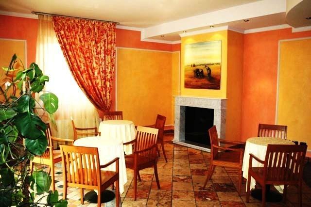 Locanda Sant'Ambrogio Cislago Eksteriør bilde